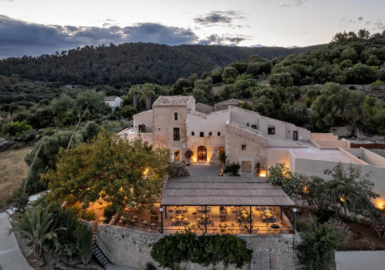The Lodge Mallorca, Small Luxury Hotels Sa Pobla Bagian luar foto